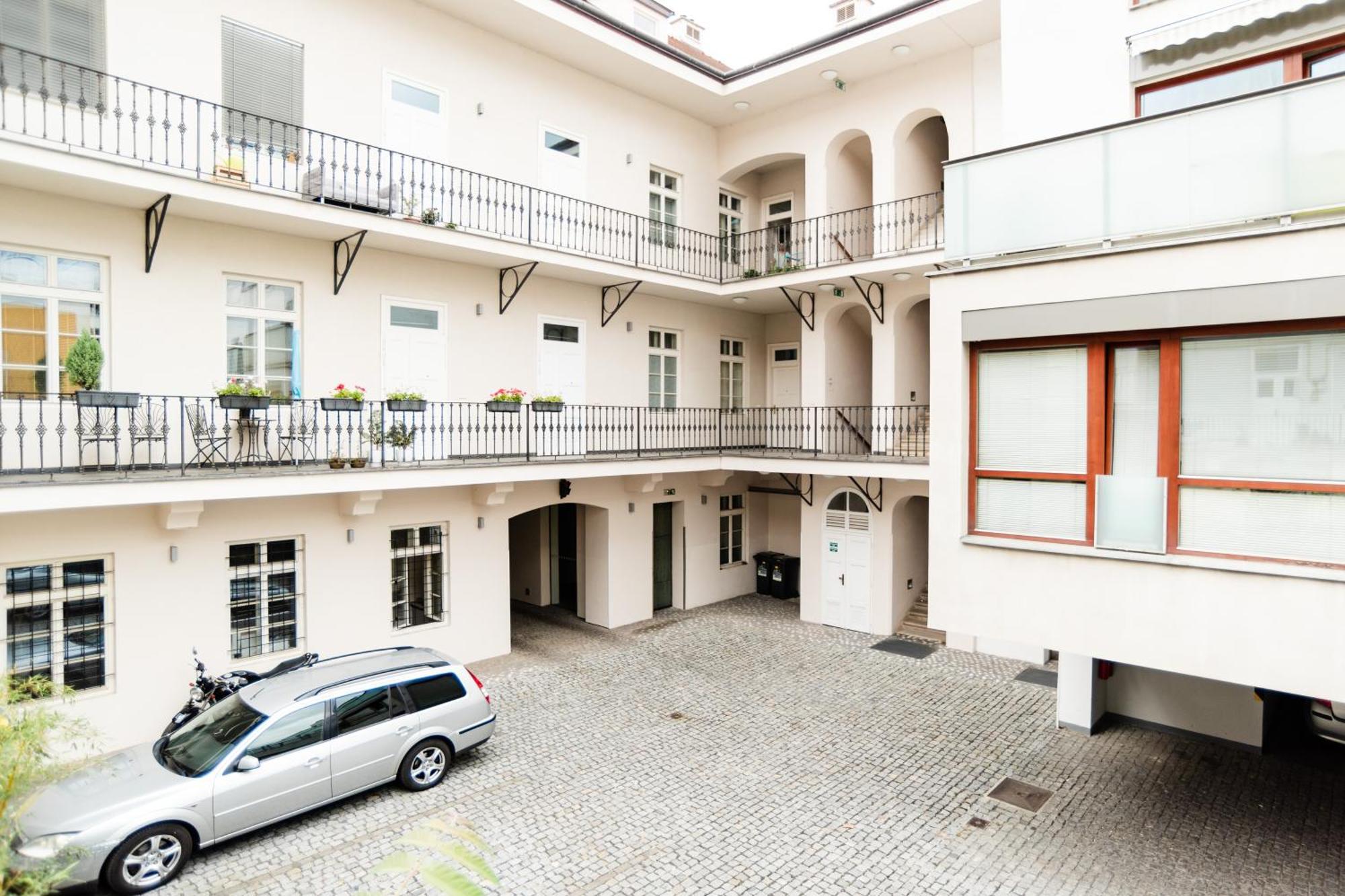 K-14 Apartment Prága Kültér fotó